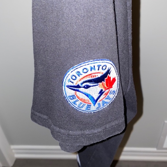PEACE COLLECTIVE x BLUE JAYS COLLAB - Picture 2 of 3